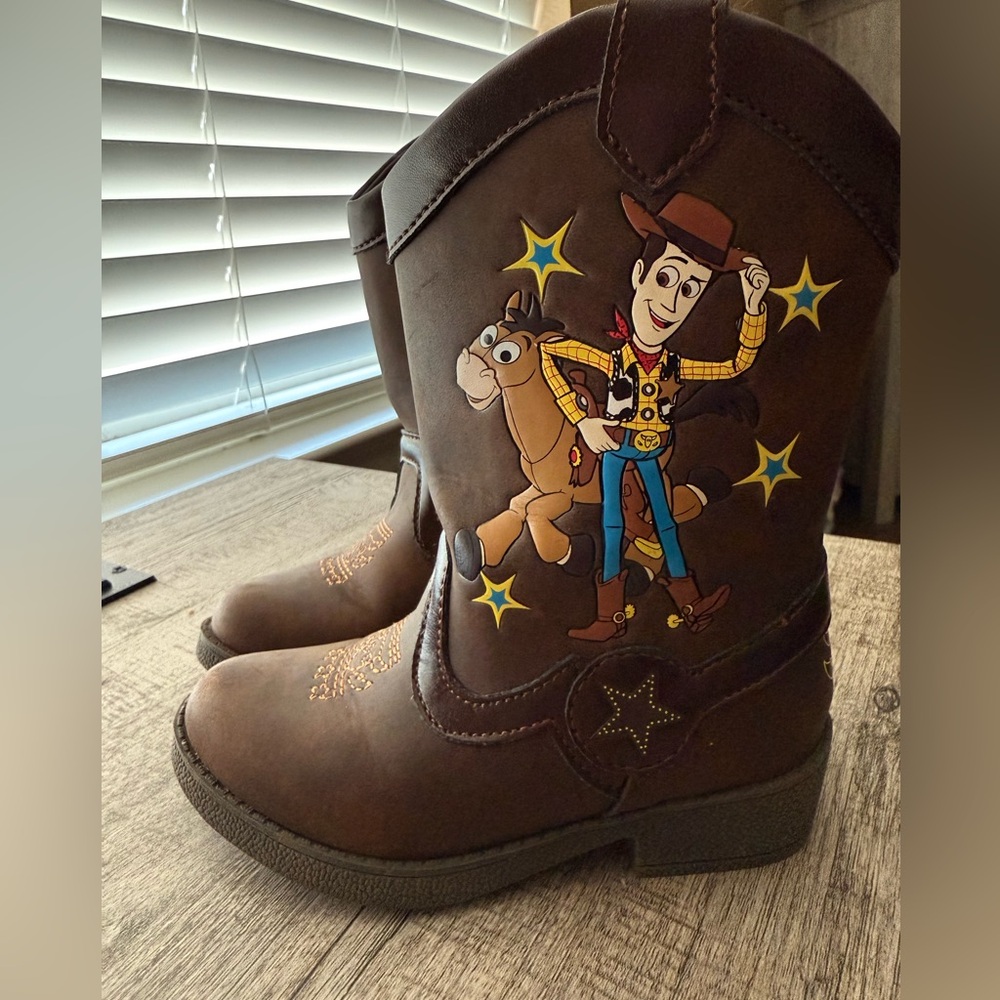 Disney Toy Story Toddler boots 🤎